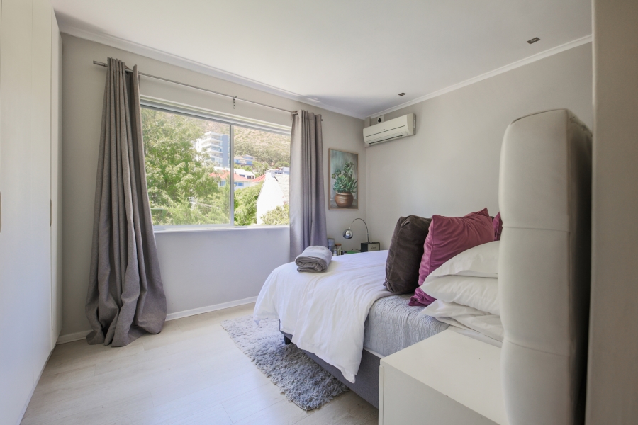 To Let 2 Bedroom Property for Rent in Sea Point Western Cape